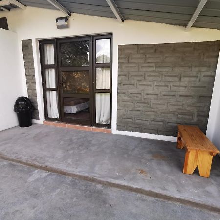 Happy Forest B&B Katima Mulilo Esterno foto