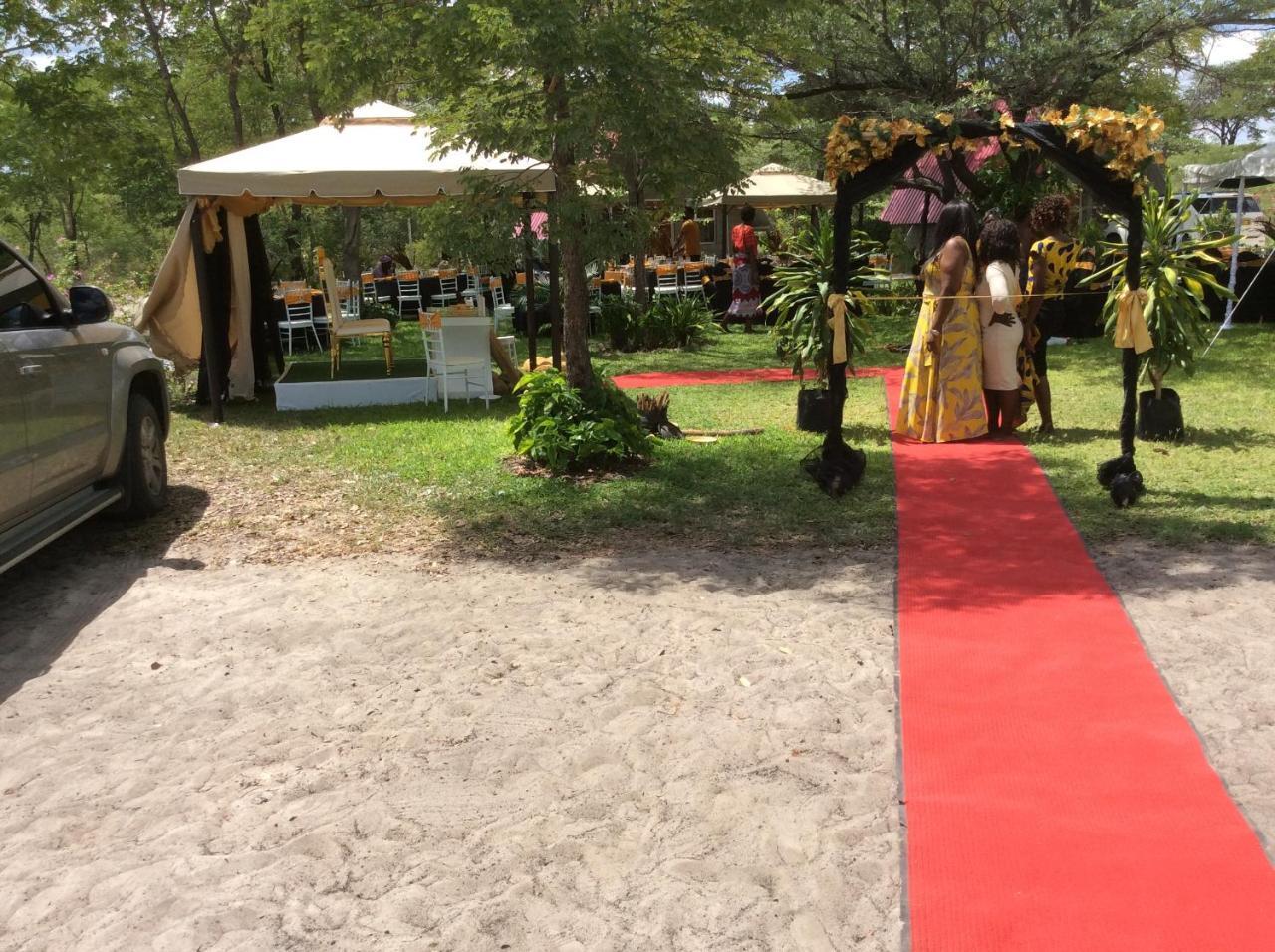 Happy Forest B&B Katima Mulilo Esterno foto