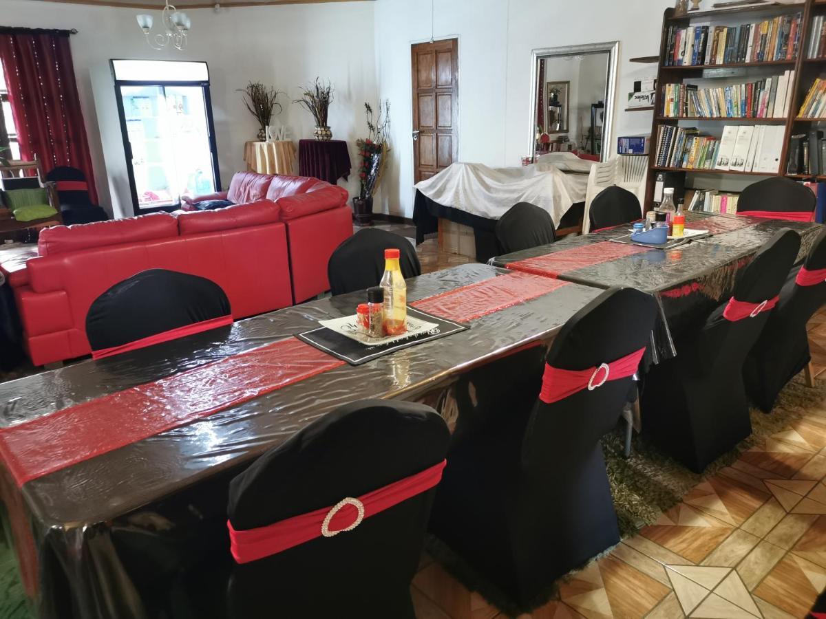Happy Forest B&B Katima Mulilo Esterno foto