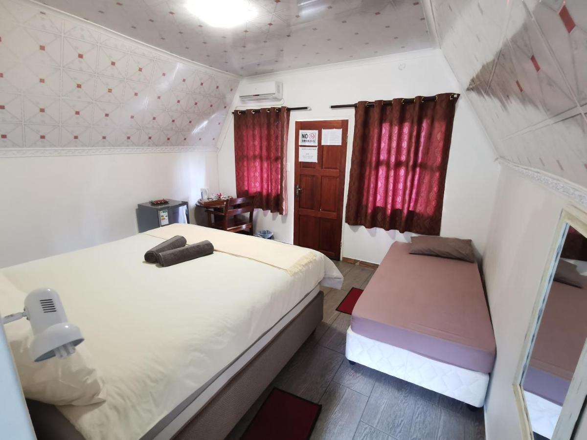 Happy Forest B&B Katima Mulilo Esterno foto